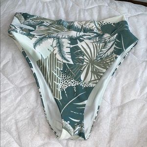 High rise cheeky swim bottom